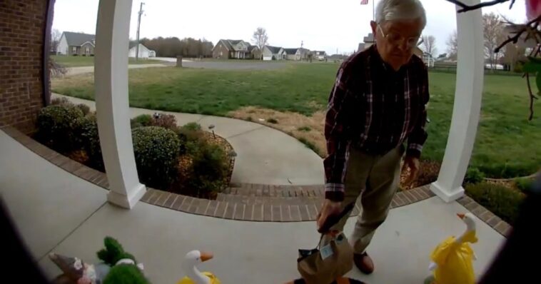 heartwarming:-kindhearted-americans-raise-$500,000-for-elderly-doordash-driver-forced-back-to-work-after-wife-lost-job-and-health-insurance