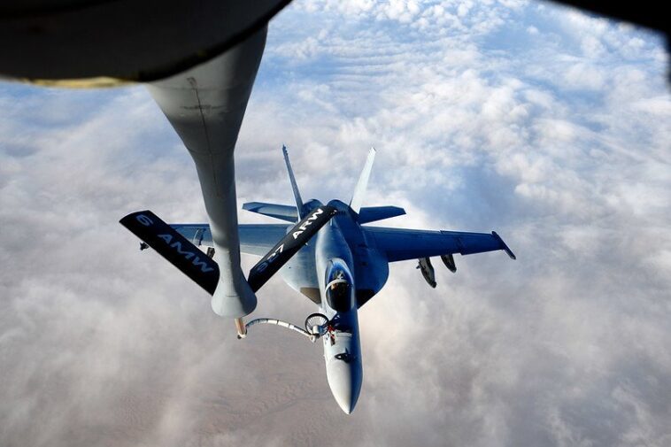 just-in:-4-of-6-confirmed-dead-in-crash-of-refueling-plane-in-iraq