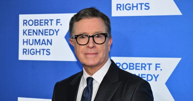 hollywood-publication-variety-trashes-stephen-colbert’s-never-ending,-anti-trump-farewell-tour:-‘not-very-good-tv’
