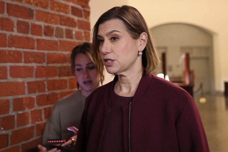 dem-calls-for-dhs-funding-after-synagogue-terror-attack-—-but-rewind-24-hours