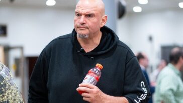 mounting-frustration-as-senate-dems-dig-in-on-dhs-shutdown