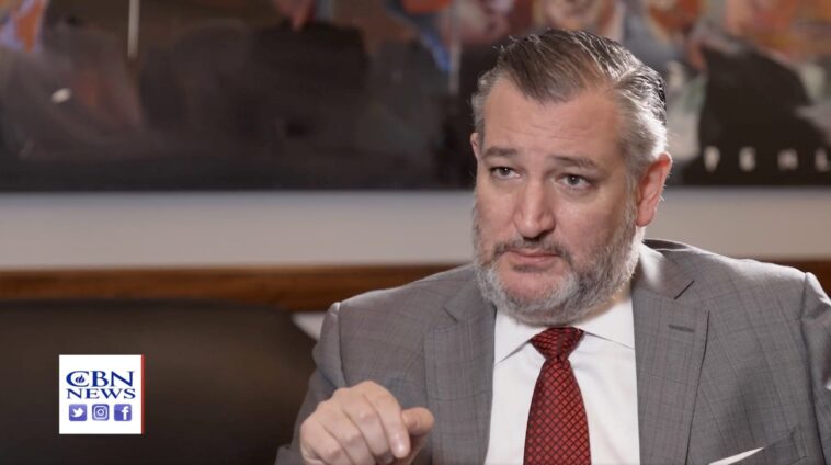 ted-cruz-suggests-“christ-is-king”-is-antisemitic-and-is-being-used-online-as-code-for-“i-hate-the-jews”