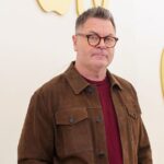 actor-nick-offerman-attacks-co-star-dennis-quaid-as-‘crazy’-for-not-hiding-his-trump-support