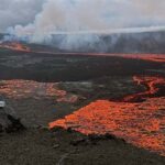 watch:-eruption-of-one-of-the-world’s-busiest-volcanos-in-hawaii-puts-on-spectacular-lava-show