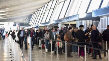 chemical-smell-suddenly-grounds-flights-at-several-major-airports