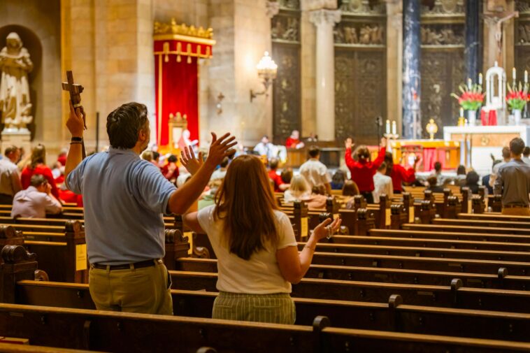 not-the-crazy-ones:-why-churchgoing-is-a-mark-of-sanity