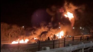 crash-between-car-and-fuel-tanker-sparks-massive-fire-on-i-471-in-kentucky-—-children-hospitalized,-highway-shut-down