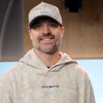 walker-hayes-says-kids-had-‘front-row-seat’-to-struggles,-including-‘alcoholic-dad’