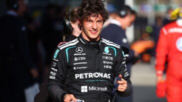 antonelli-breaks-f1-record-with-chinese-gp-pole