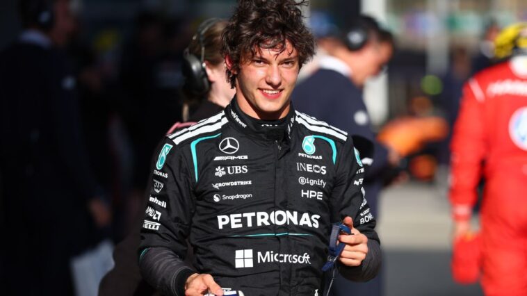 antonelli-breaks-f1-record-with-chinese-gp-pole