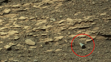 ‘shiny’-geometric-mystery-object-spotted-on-mars-sparks-call-for-nasa-probe