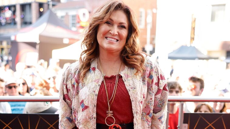 country-singer-jo-dee-messina-blasts-nashville-label-for-‘too-fat’-rejection
