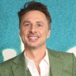 zach-braff-shuts-down-rumors-he-has-an-ai-chatbot-girlfriend:-‘please-update-all-gossip-sites’