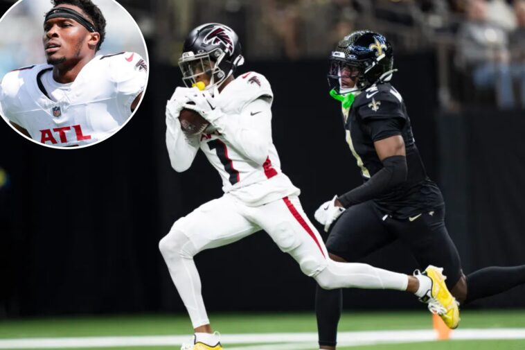 giants-adding-darnell-mooney-on-one-year-contract-to-give-jaxson-dart-a-receiver-boost