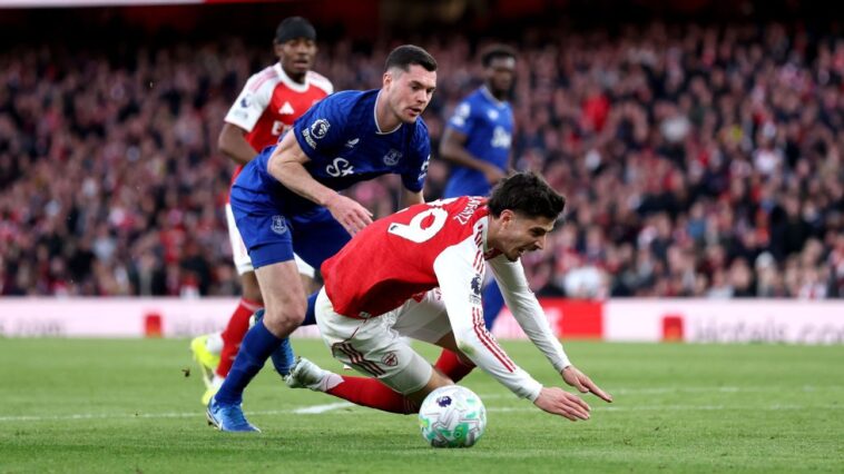var-review:-why-arsenal-should-have-had-a-penalty-vs.-everton