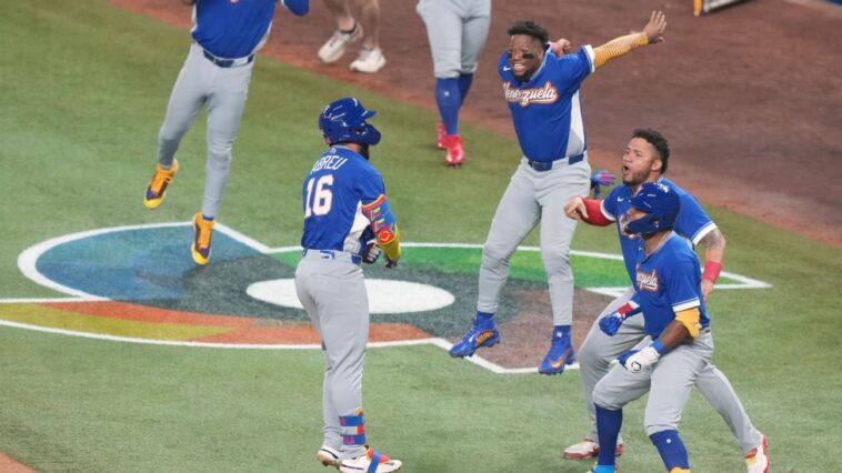 venezuela-ko’s-defending-champ-japan-from-wbc