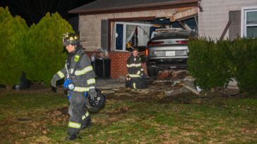 drunken-driver-crashes-bmw-into-long-island-home:-cops