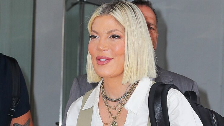 tori-spelling-sets-the-record-straight-on-30-years-of-plastic-surgery-rumors