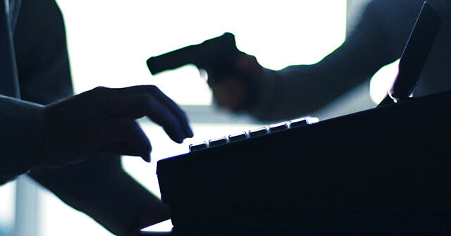 indian-migrants-charged-with-visa-fraud-via-fake-robbery-crimes