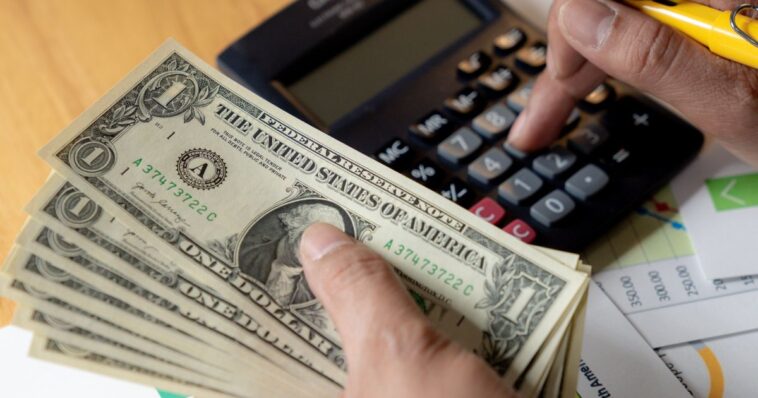 more-americans-make-this-money-move-in-possible-sign-of-economic-woes