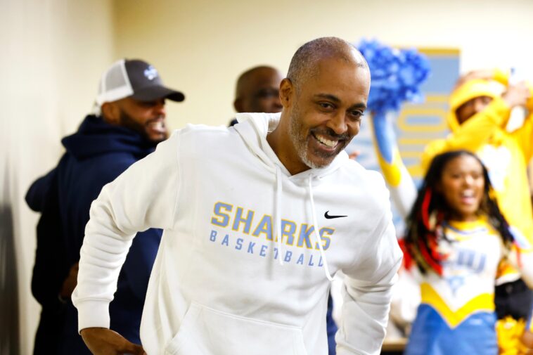 sharks-heading-to-san-diego:-liu-scores-march-madness-matchup-with-top-seed-arizona