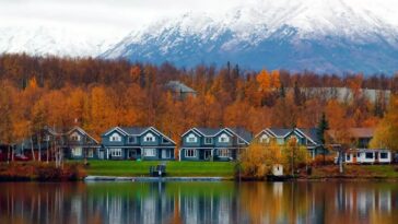 foreigners-are-snapping-up-us-homes-and-stealing-the-american-dream-out-from-under-families