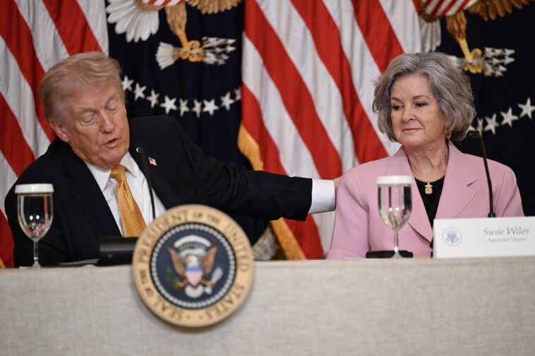 white-house-chief-of-staff-susie-wiles-diagnosed-with-breast-cancer,-trump-announces