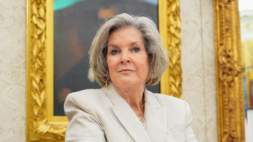 trump’s-chief-of-staff-susie-wiles-diagnosed-with-early-stage-breast-cancer