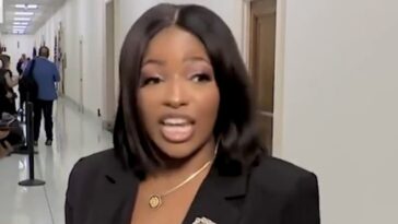 crockett-defends-her-security-guard-fatally-shot-by-swat-as-dallas-police-release-bodycam-footage-of-standoff-(video)