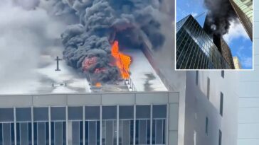 massive-blaze-burns-in-midtown-highrise-by-start-of-st.-patrick’s-day-parade
