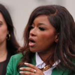 video:-jasmine-crockett-defends-security-guard-killed-by-dallas-swat,-accused-of-impersonating-an-officer