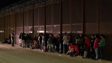 liberals-claiming-they-are-“fleeing-trump’s-america”-in-for-a-rude-awakening