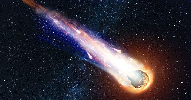 watch:-suspected-meteor-enters-atmosphere,-ohio-and-pennsylvania-residents-hear-large-boom,-witness-falling-fireball:-‘sounded-like-an-explosion’