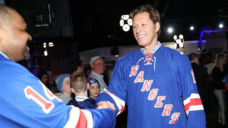 ex-nhl-star-rips-rangers-organization-for-hosting-pride-night