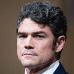 trump-says-‘it’s-a-good-thing’-joe-kent-resigned:-he-was-‘very-weak-on-security’