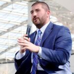 nflpa-elects-former-ol-tretter-as-next-director