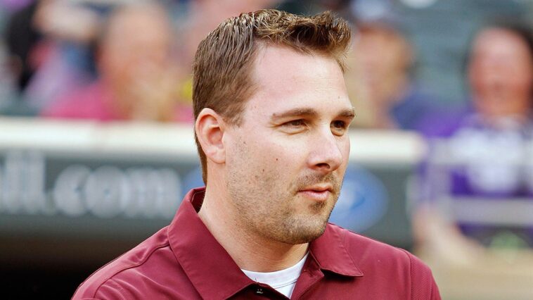 minnesota-fires-women’s-hockey-coach-frost