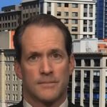 dem-rep.-himes:-kent-‘plays-into’-‘antisemitic-tropes’,-but-‘have-to-hold-him-up’-for-resigning-on-principle