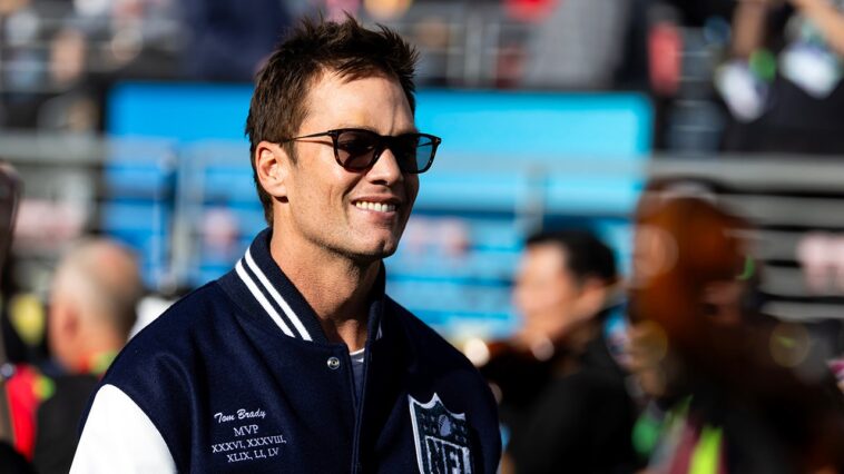 tom-brady-says-he-told-nfl-players-to-‘chill-out’-over-logan-paul’s-comments