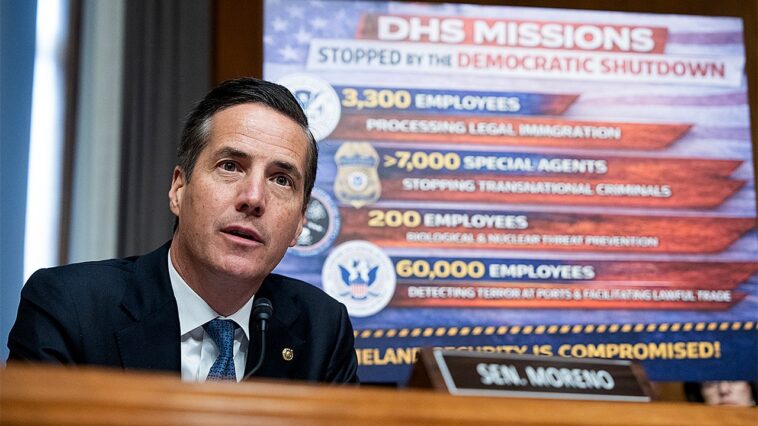 ‘how-do-you-sleep-at-night?’-moreno-slams-‘disgraceful’-shutdown-leaving-260,000-workers-without-pay