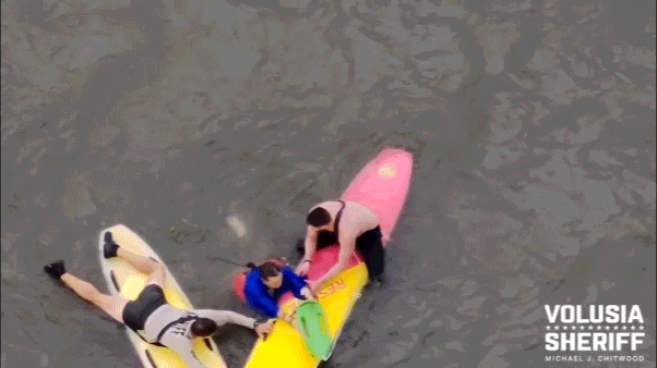 bodycam-captures-suspect’s-desperate-river-escape-as-officers-launch-paddleboard-pursuit