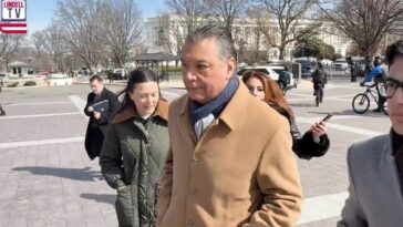 watch:-democrat-senator-alex-padilla-scurries-away-as-reporter-questions-him-about-o’keefe’s-undercover-cash-for-ballots-video-on-skid-row