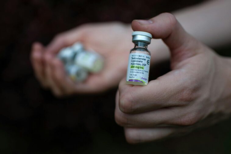 trump-doj-forced-to-defend-gender-doctor-against-detransitioner-lawsuit