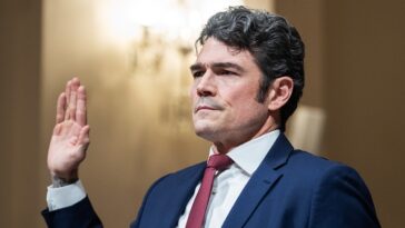 inside-joe-kent’s-abrupt-fall-as-gop-backlash-grows-over-antisemitism-accusations,-fbi-probe