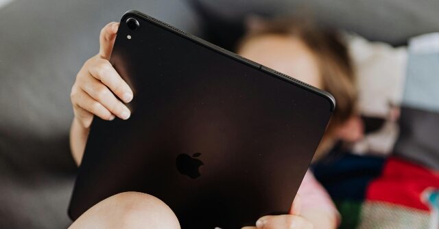 study-finds-social-media-addiction-erodes-‘wellbeing’-among-children