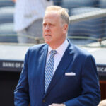 yankees-broadcaster-uncomfortable-with-‘wrapping-sports-in-the-flag-and-preaching-patriotism’