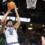 duke-avoids-historic-upset,-rallies-to-beat-siena