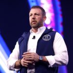 senate-committee-narrowly-advances-markwayne-mullin’s-dhs-nomination-with-help-from-democrat