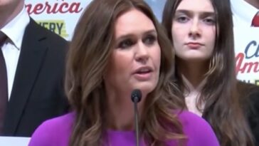 gov.-sarah-huckabee-sanders-turfed-out-of-arkansas-restaurant-after-staff-felt-‘uncomfortable’-by-her-political-views