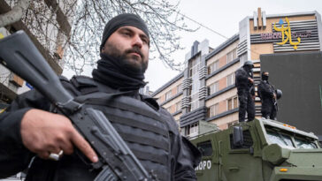 iran-executes-19-year-old-champion-wrestler-saleh-mohammadi-in-public-hanging